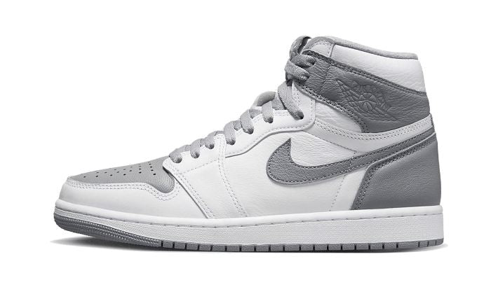 Air Jordan 1 Retro High OG Stealth