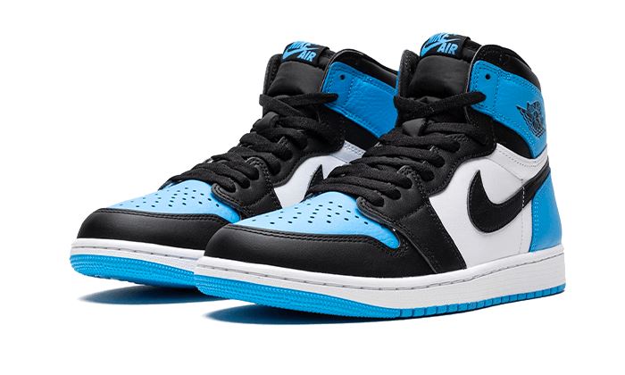 Air Jordan 1 Retro High OG UNC Toe (2023)