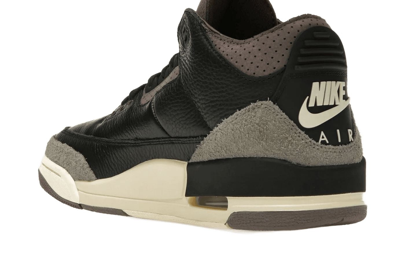 Air Jordan 3 Retro OG SP A Ma Maniére Black Violet Ore