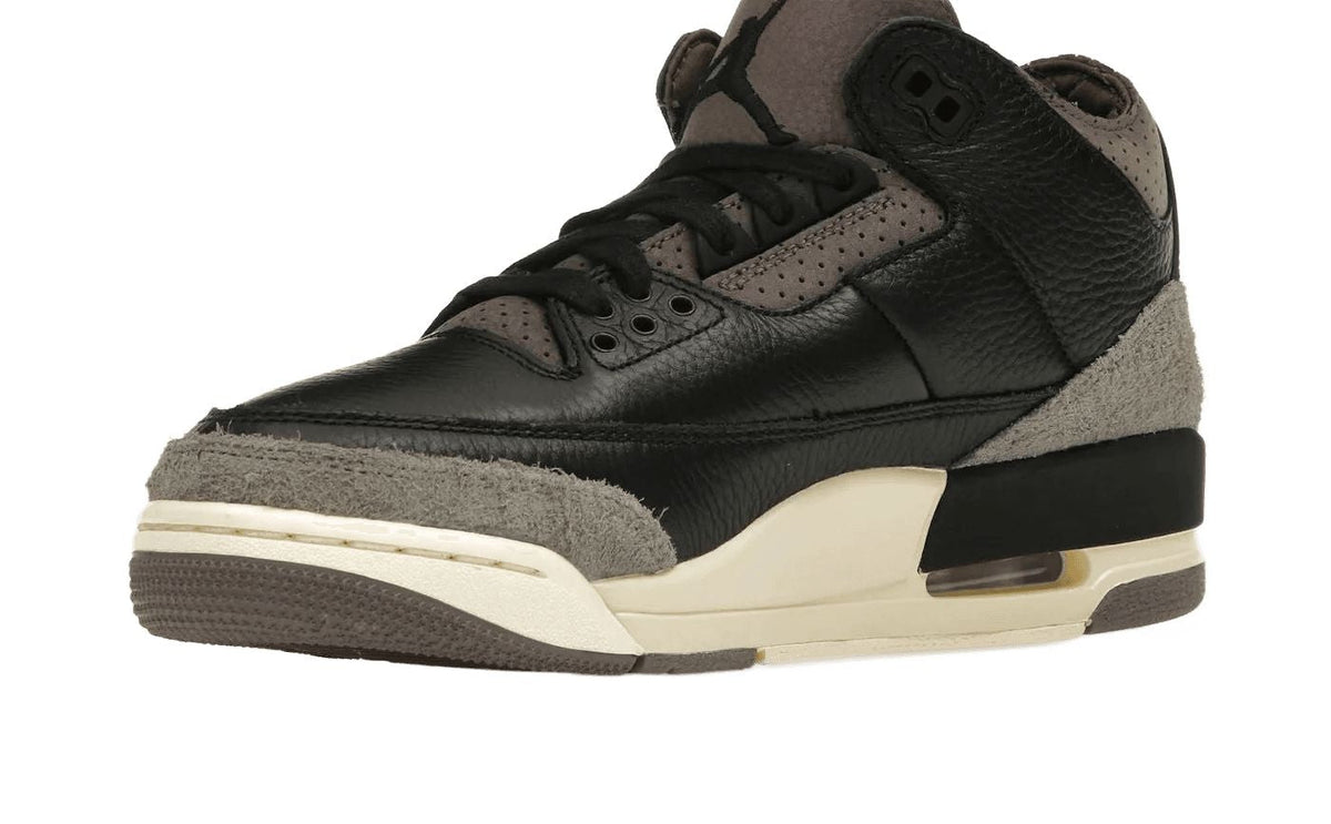 Air Jordan 3 Retro OG SP A Ma Maniére Black Violet Ore