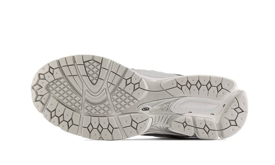 New Balance 1906D Protection Pack Silver Metallic
