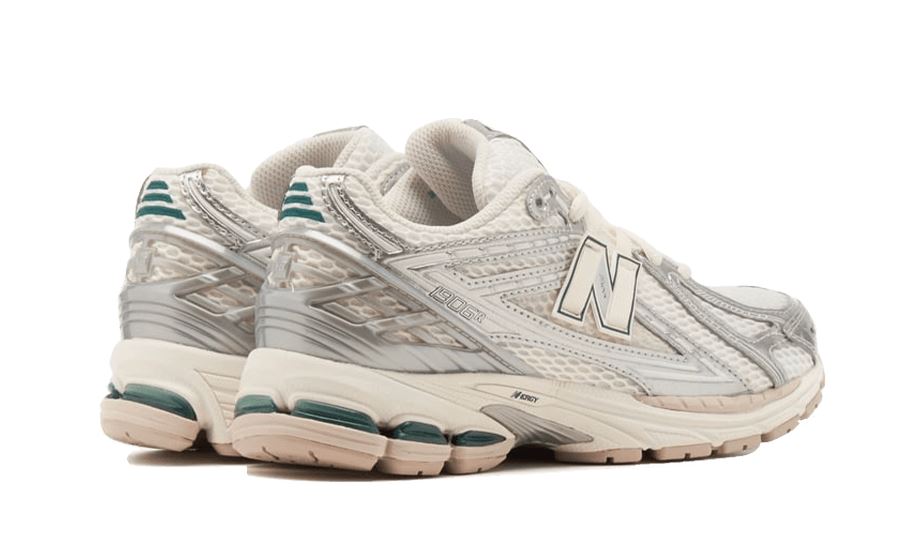 New Balance 1906R Silver Metallic Cream
