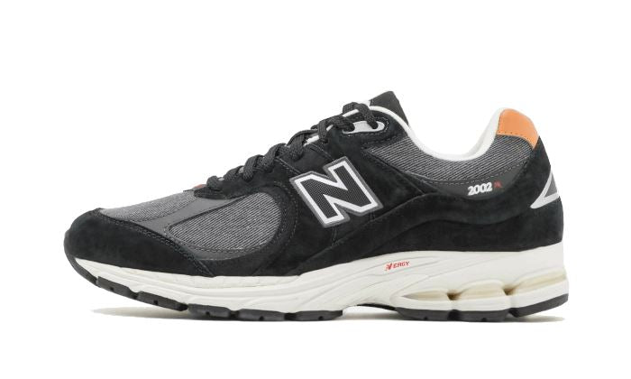 New Balance 2002R Black Sepia