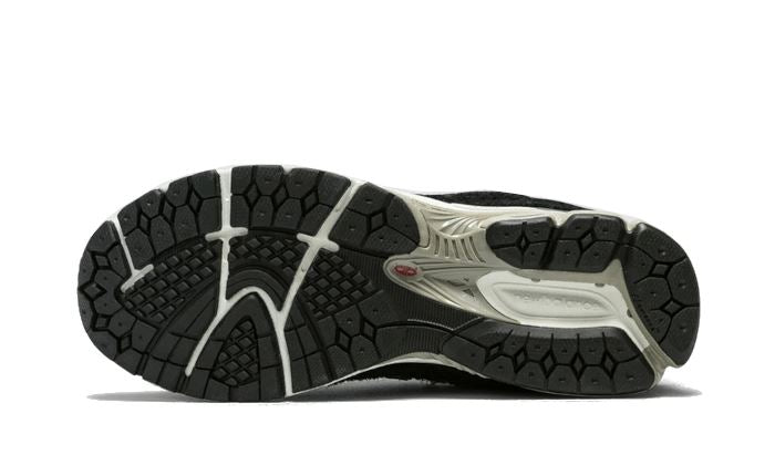 New Balance 2002R Protection Pack Black