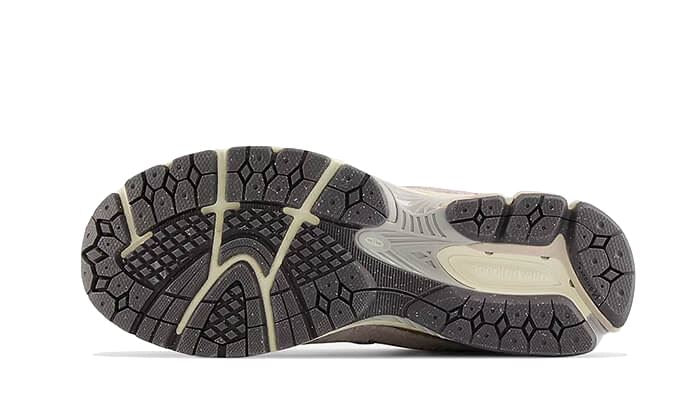New Balance 2002R Rain Cloud Angora