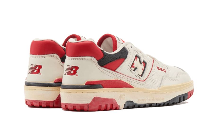 New Balance 550 Vintage Red