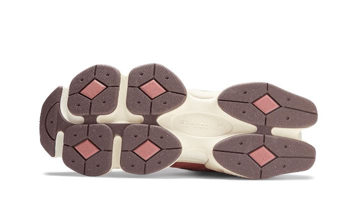 New Balance 9060 Sea Salt Cherry Blossom