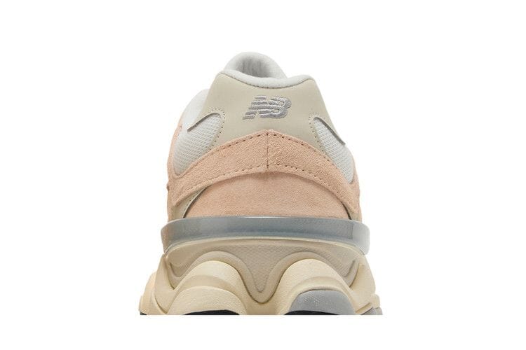 New Balance 9060 Vintage Rose