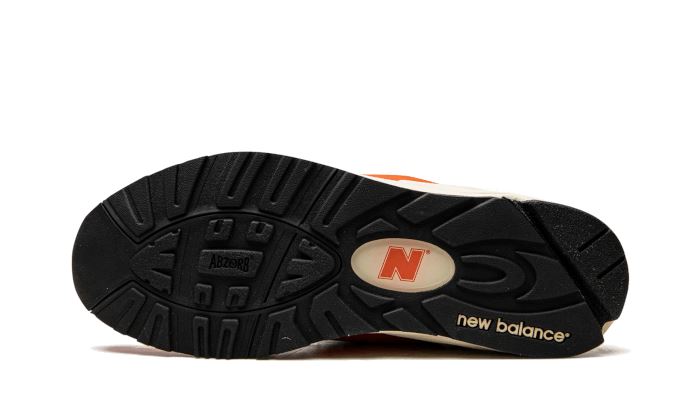 New Balance 990 V2 Made in USA Marigold