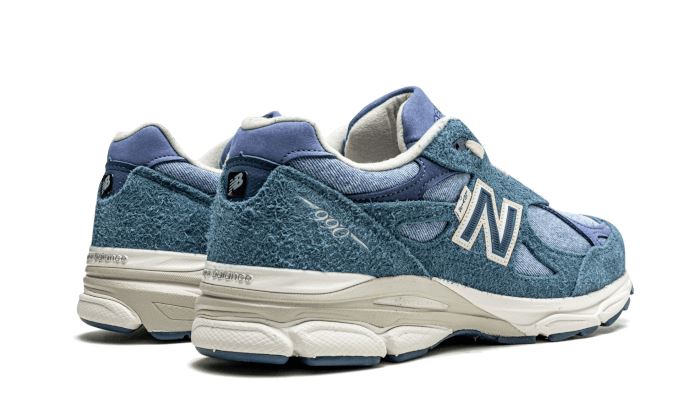 New Balance 990 v3 Levi's Blue
