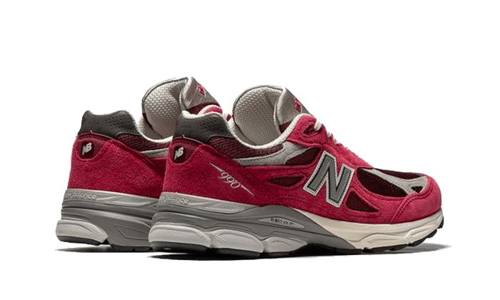 New Balance 990 V3 Scarlet