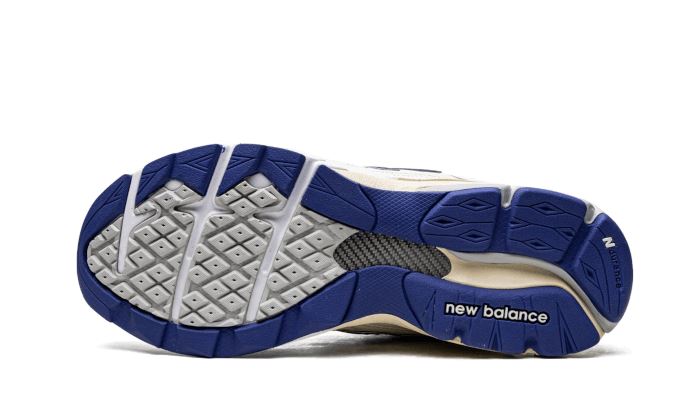 New Balance 990V3 - Made In USA Cream Blue