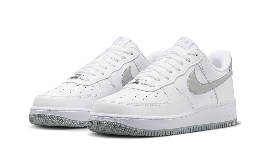 Nike Air Force 1 Low '07 White Light Smoke Grey