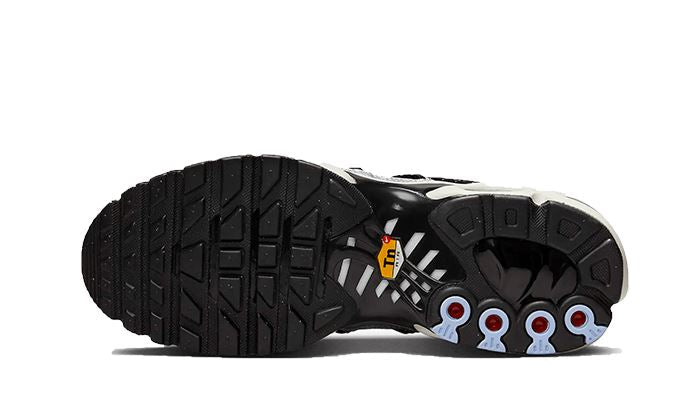 Nike Air Max Plus Lace Toggle Black Grey