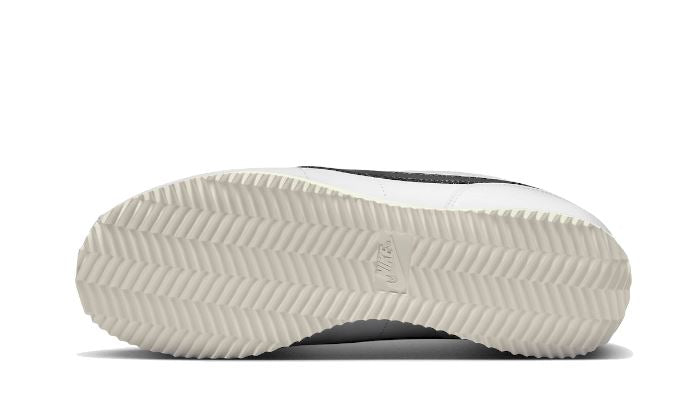 Nike Cortez White Black