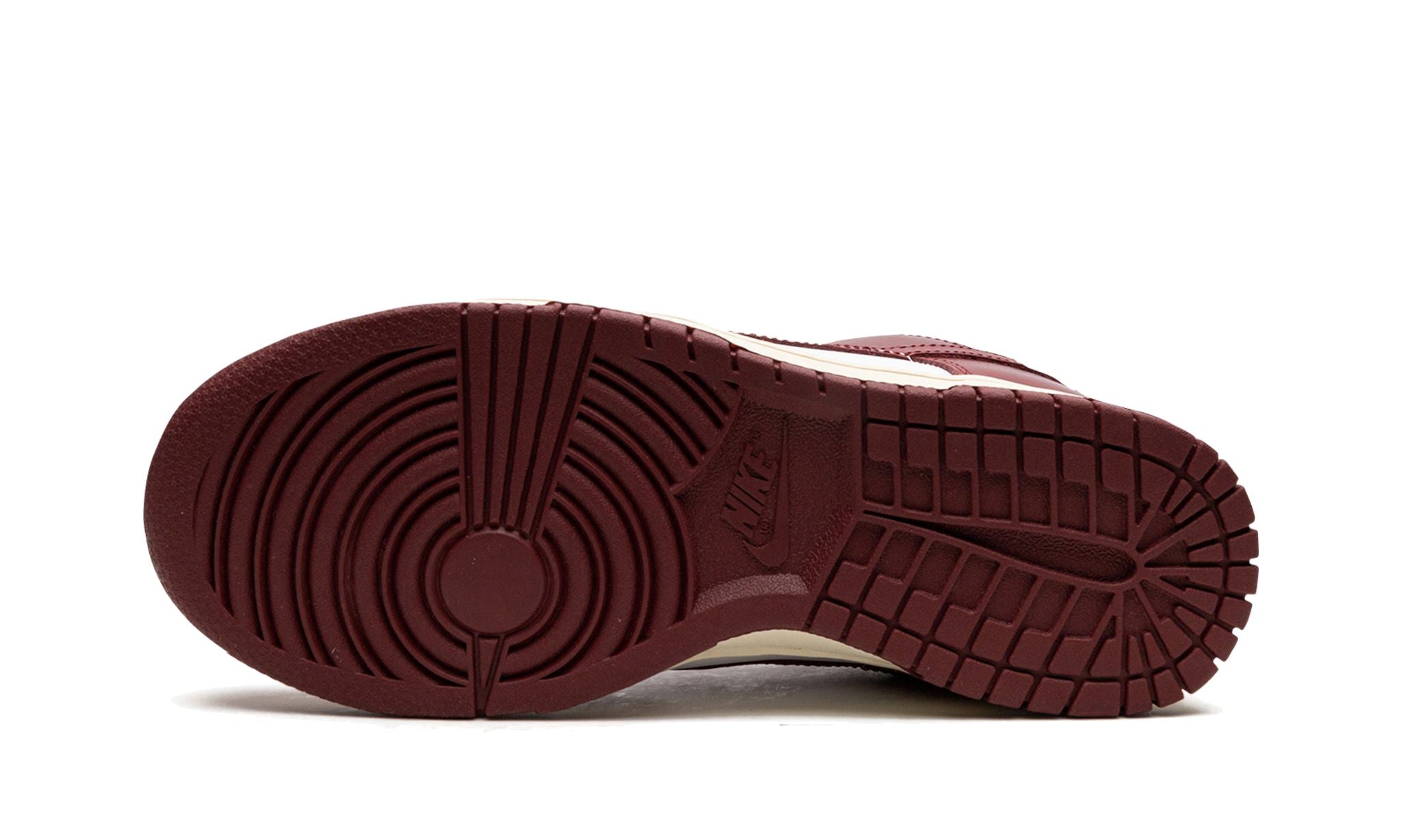 Nike Dunk Low PRM Team Red