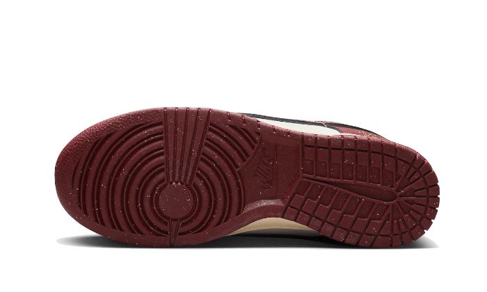 Nike Dunk Low SE Sail Team Red