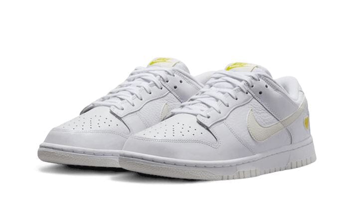 Nike Dunk Low Yellow Heart