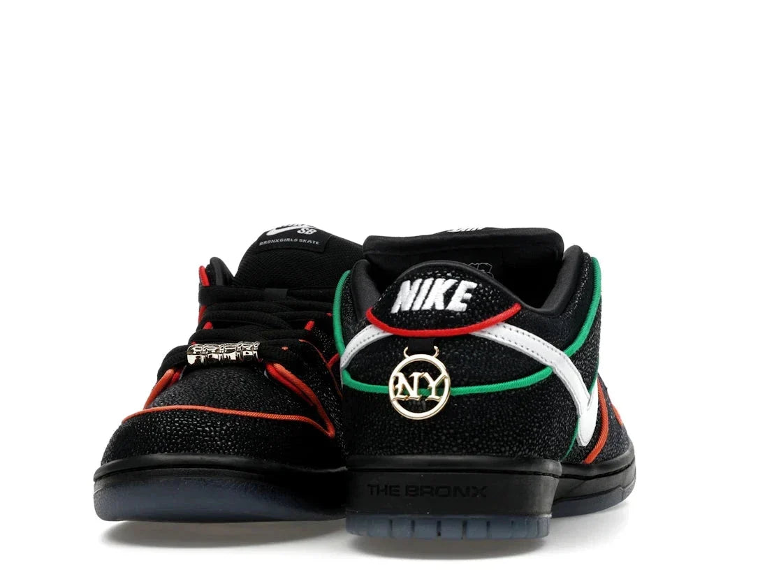 Nike SB Dunk Low Bronx Girls Skate