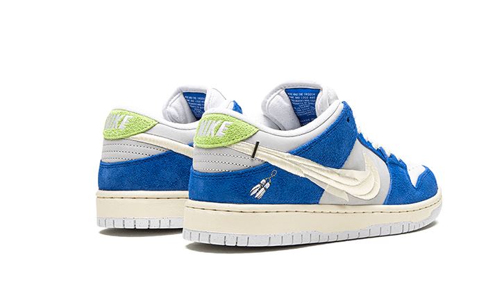 Nike SB Dunk Low Pro QS Fly Streetwear
