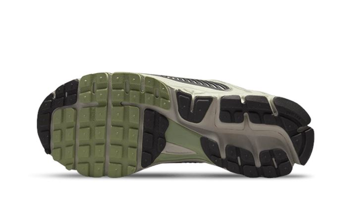 Nike Zoom Vomero 5 Cobblestone