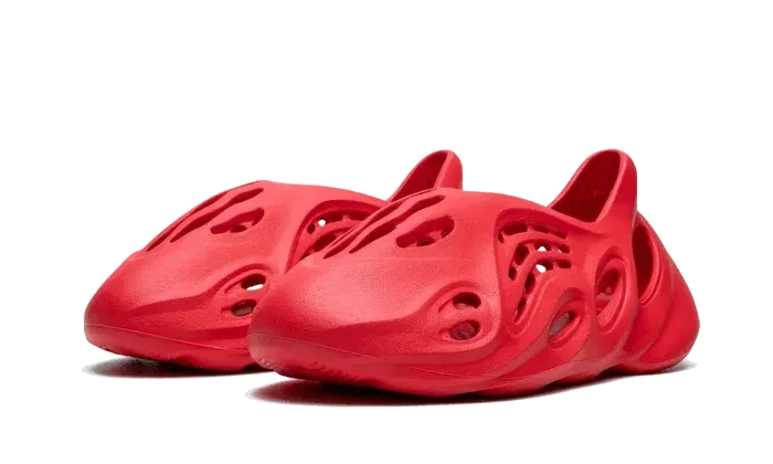 Adidas Yeezy Foam RNNR Vermillion