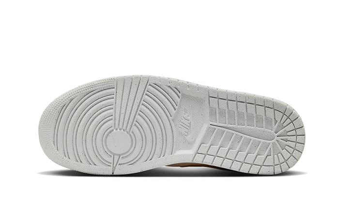 Air Jordan 1 Low SE Celestial Gold