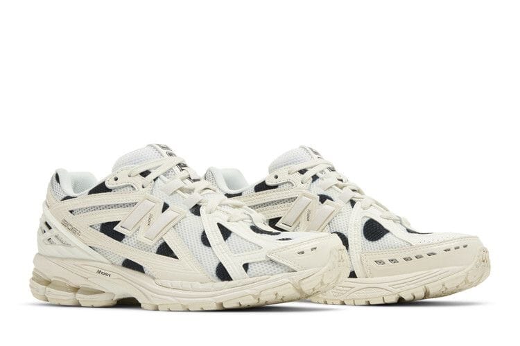 New Balance 1906R Polka Dot Sea Salt