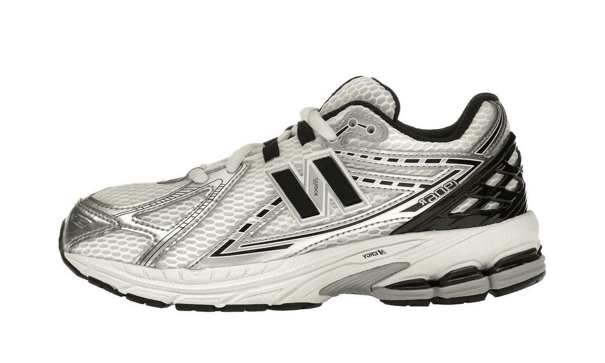New Balance 1906R Silver Metallic Black