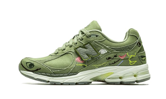 New Balance 2002R Bryant Giles Olive Green