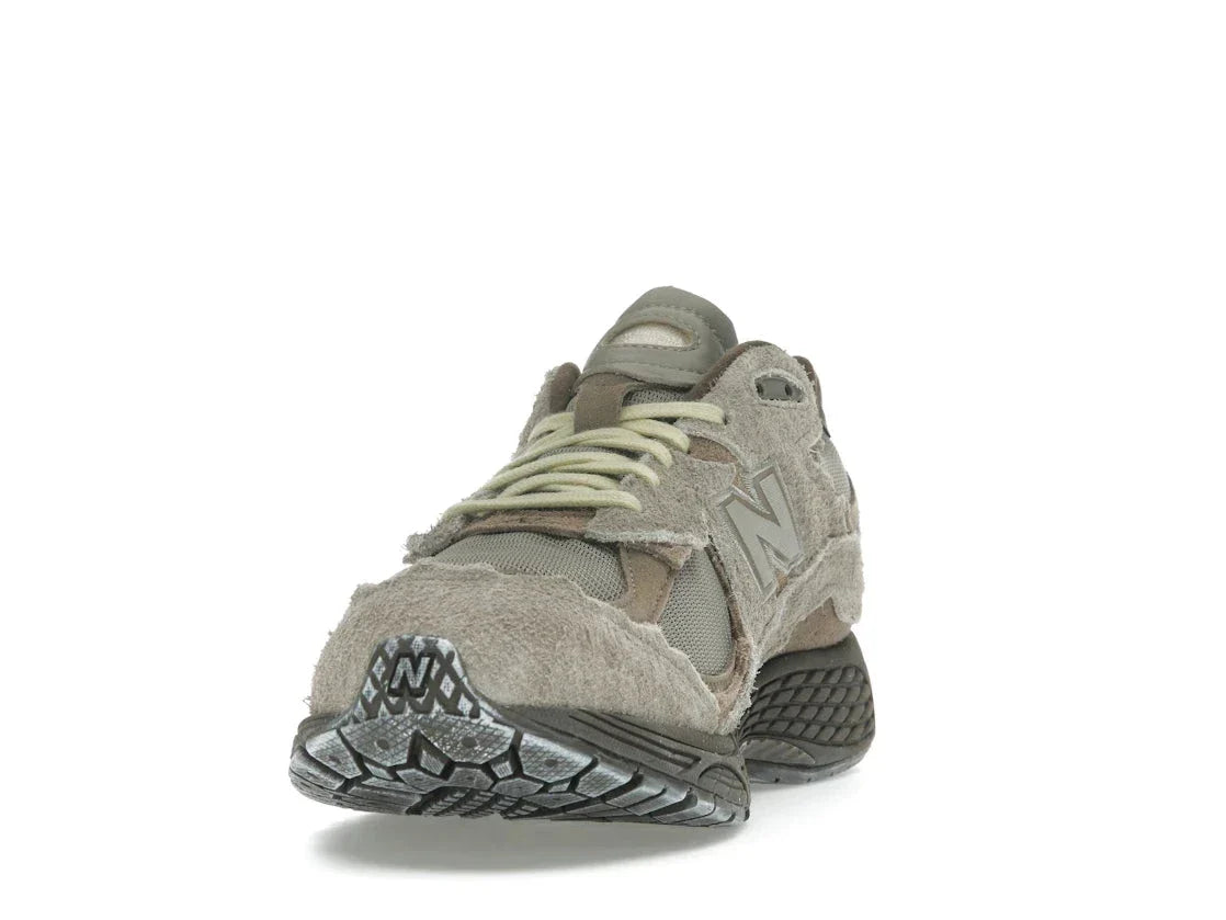 New Balance 2002R Protection Pack Brown
