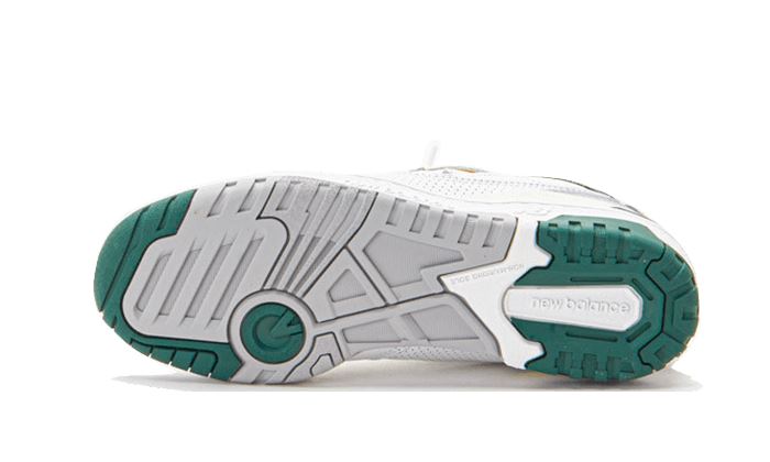 New Balance 550 White Nightwatch Green