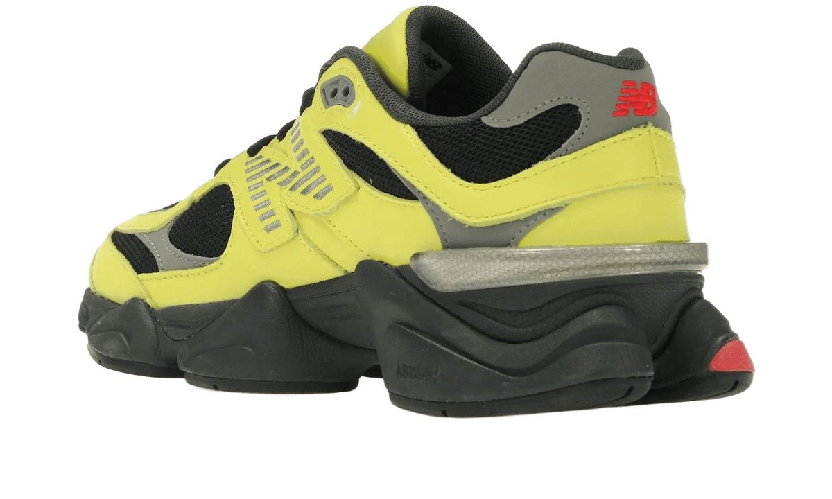 New Balance 9060 Tea Tree