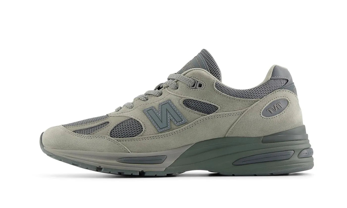 New Balance 991v2 MiUK thisisneverthat Grey