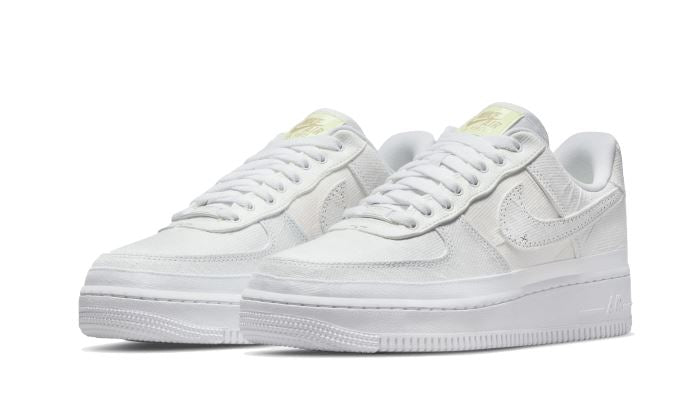 Nike Air Force 1 Low Tear-Away Arctic Punch