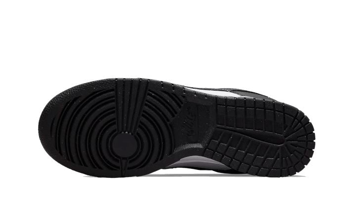 Nike Dunk Low Next Nature Black White
